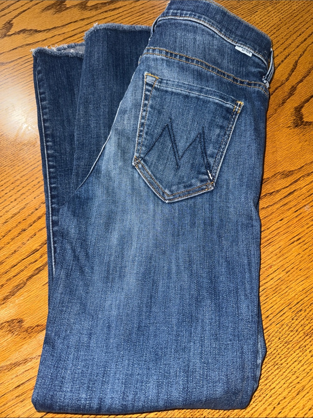 Mother jeans insider crop step fray